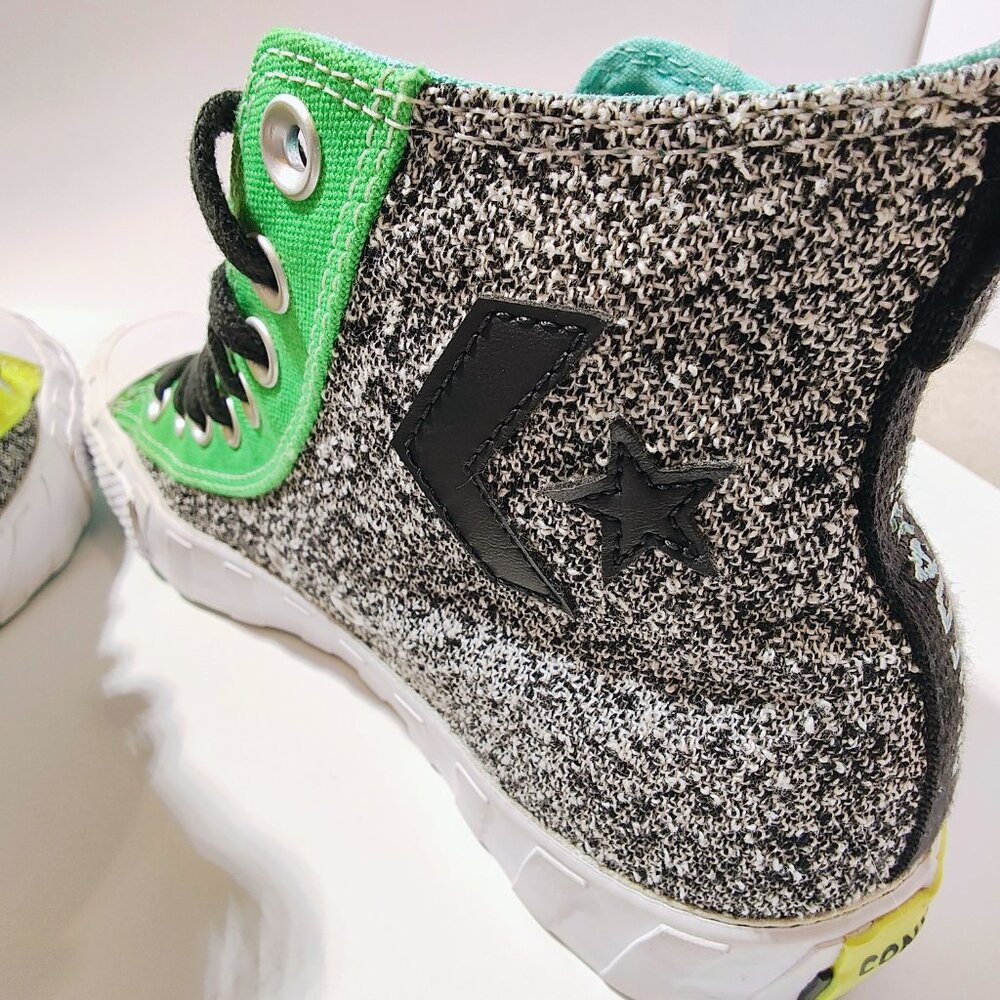 Converse Chuck Taylor High Top Sneakers Mismatched Colorway | Men’s/Women’s - Picture 9 of 13